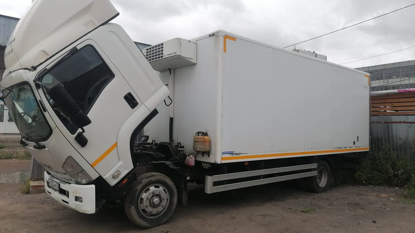 Стартер грузовика Isuzu FS после ремонта